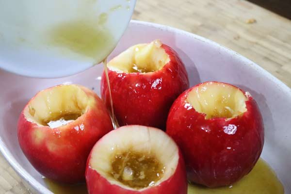 Cinnamon Baked Apples Recipe - Really Sugar Free