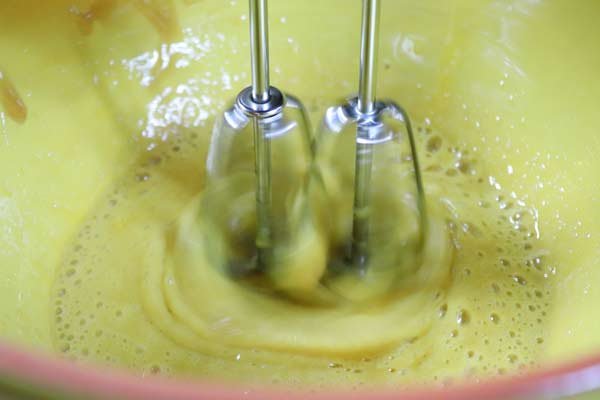 Easy Vanilla Custard recipe with eggs - Really Sugar Free