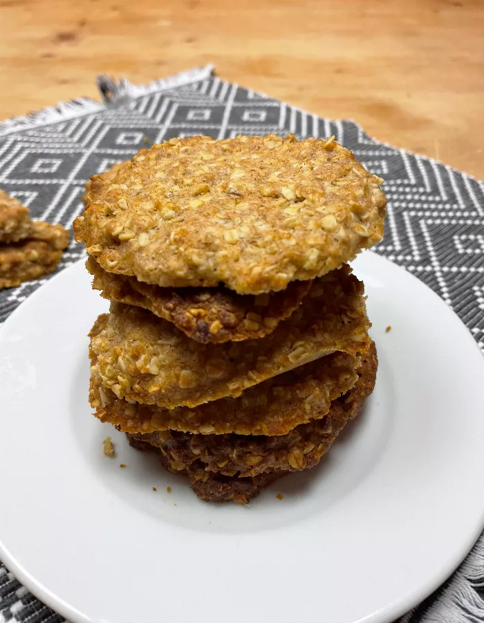 sugarless oatmeal cookies