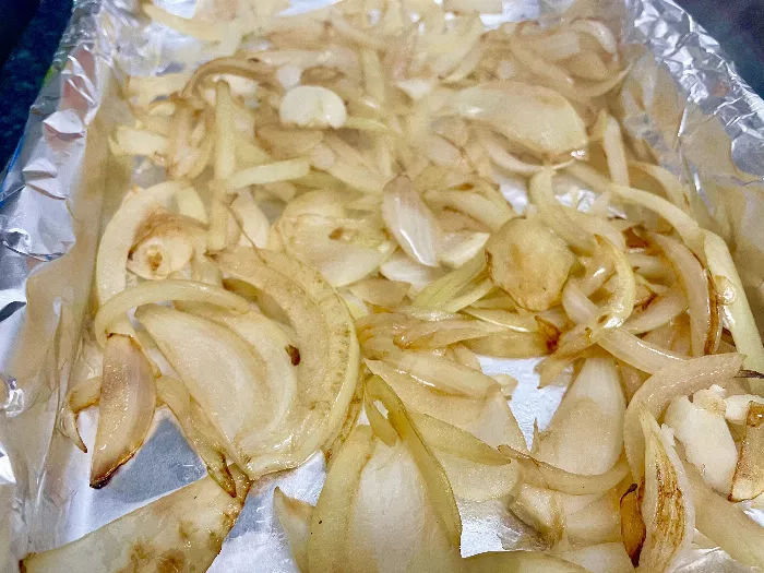 oven pork chops with apples and onions